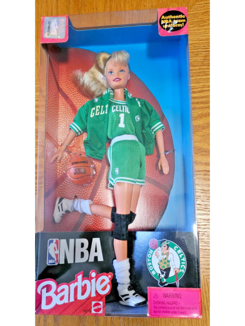 NEW  Vintage Mattel Barbie NBA Boston Celtics Doll 1998-MIB-Sealed